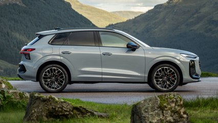 Pfeilgrauer Audi Q3 vorgestellt – Design trifft auf moderne Technik