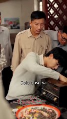 De vuelta a 1980, empecé reparando televisores y terminé como el hombre más rico!