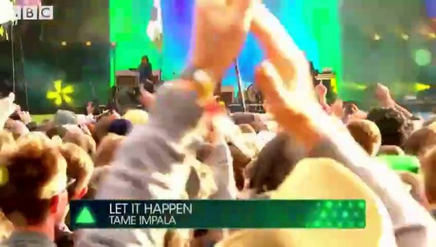 Tame Impala chante 