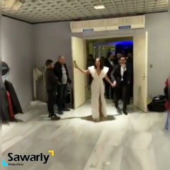 فيديو منى زكي وزوجها يحتفلان بعيد ميلاد هند صبري