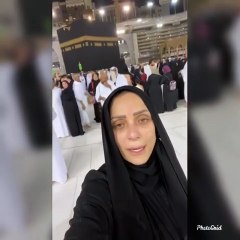 فيديو ريم البارودي ترتدي الحجاب وتبكي