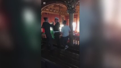 Torino, il blitz dei ProPal in Consiglio comunale: «La giunta si esprima sulla Flotilla»