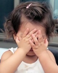 شاهدي طفلة وسام بريدي تُداعِب والدها