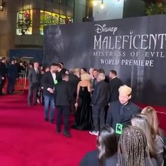 فيديو لنجمات Maleficent 2 على السجّادة الحمراء في لوس أنجلس