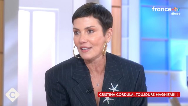 « Au Brésil, elles sont toutes petites… » : Cristina Cordula revient sur les moqueries subies lorsqu’elle était jeune (VIDEO)