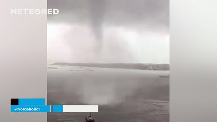 Several waterspouts hit Zhanjiang, China