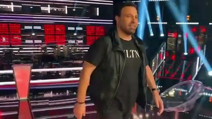 عاصي الحلاني يطمئن جمهوره على وضعه الصحي من كواليس "ذا فويس كيدز"