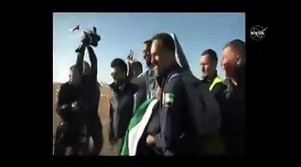 شاهدي لحظة هبوط مركبة هزاع المنصوري على الأرض