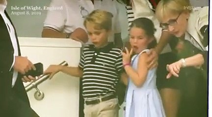 بالفيديو- الأميرة شارلوت تخالف طلب والدتها بمدّ لسانها