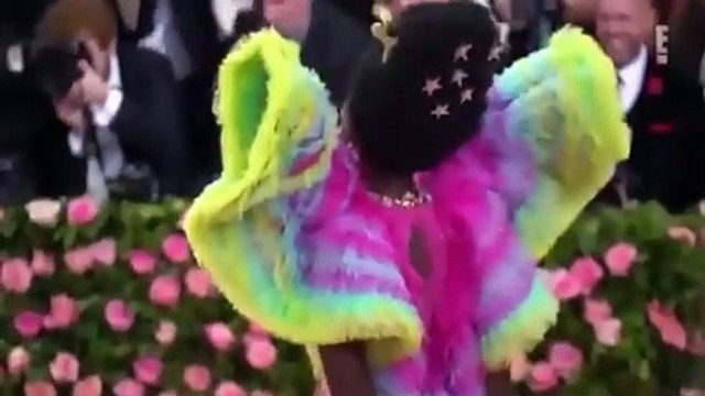 حفل Met Gala: بين تسريحات الشعر الكبيرة والمكياج المثير للجدل