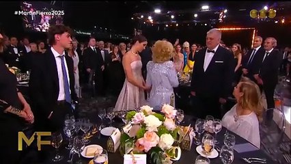 Todos de pie para ovacionar a Mirtha Legrand: recibió el Martín Fierro Leyenda de la Televisión