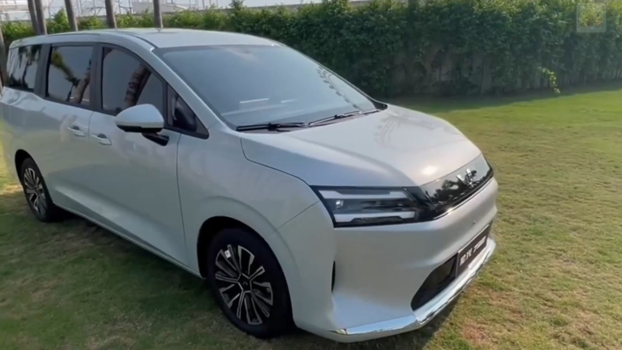 Wuling Starlight 730 vorgestellt: Siebensitzer-Van mit E-Antrieb und Luxus-Feeling