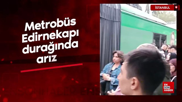 Metrobüs Edirnekapı durağında arıza yaptı