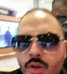 شاهدي ماذا فعل رامي عيّاش وتامر حسني داخل المطار؟