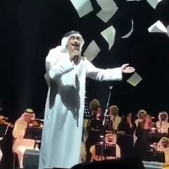 التقرير الطبّي لحالة عبد الله الرويشد بعد سقوطه على المسرح