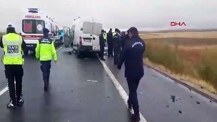 Aksaray'da otoyolda kaza: 2 asker şehit, 1 sivil öldü, 3 yaralı