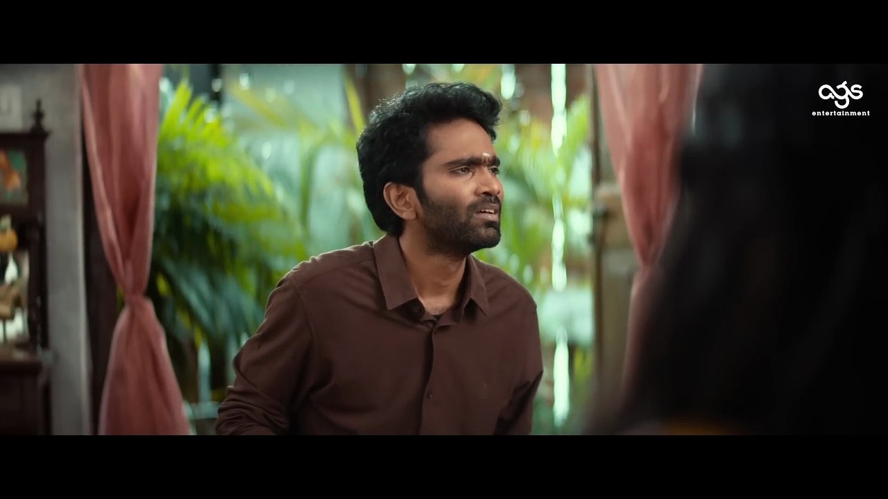 Love_Today_Movie_Scene_-_The_Phone_Swap___Pradeep_Ranganathan___Ivana___Sathyaraj