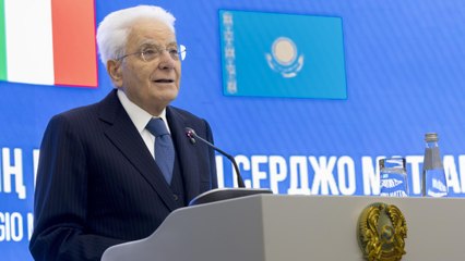 Mattarella in Kazakistan: «Servono percorsi di dialogo che aiutino a mantenere la pace e la stabilità»
