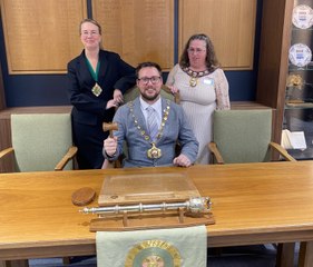 New council chamber opens at Petersfield Town Hall
