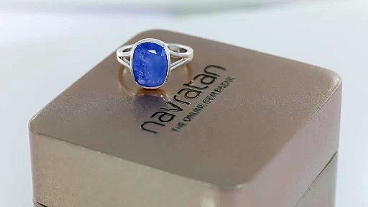 Exquisite Blue Sapphire Ring – A Symbol of Wisdom and Elegance