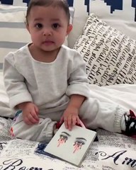 أظافر كايلي جينر تكشف عن حملها!