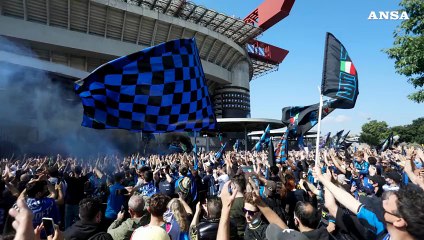 Icona centenaria, si spengono le luci a San Siro