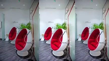 أبريل هو وقت تبييض الأسنان!