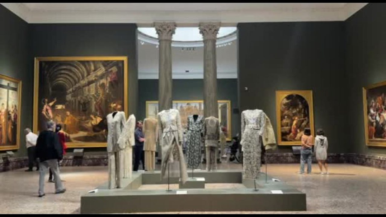 Armani alla Pinacoteca di Brera: "Milano, per amore"