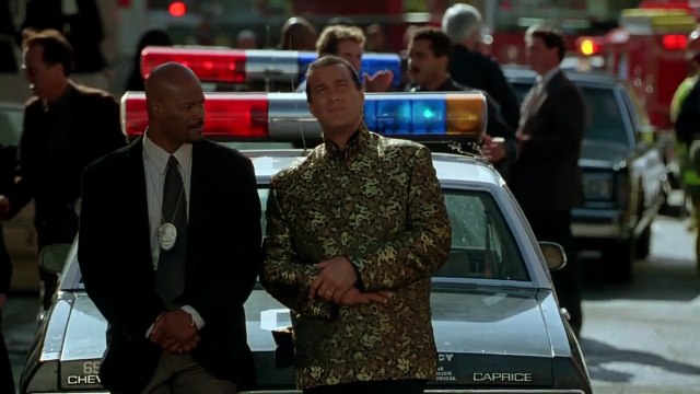 The Glimmer Man Starring Steven Seagal and Keenan Ivory Wayans