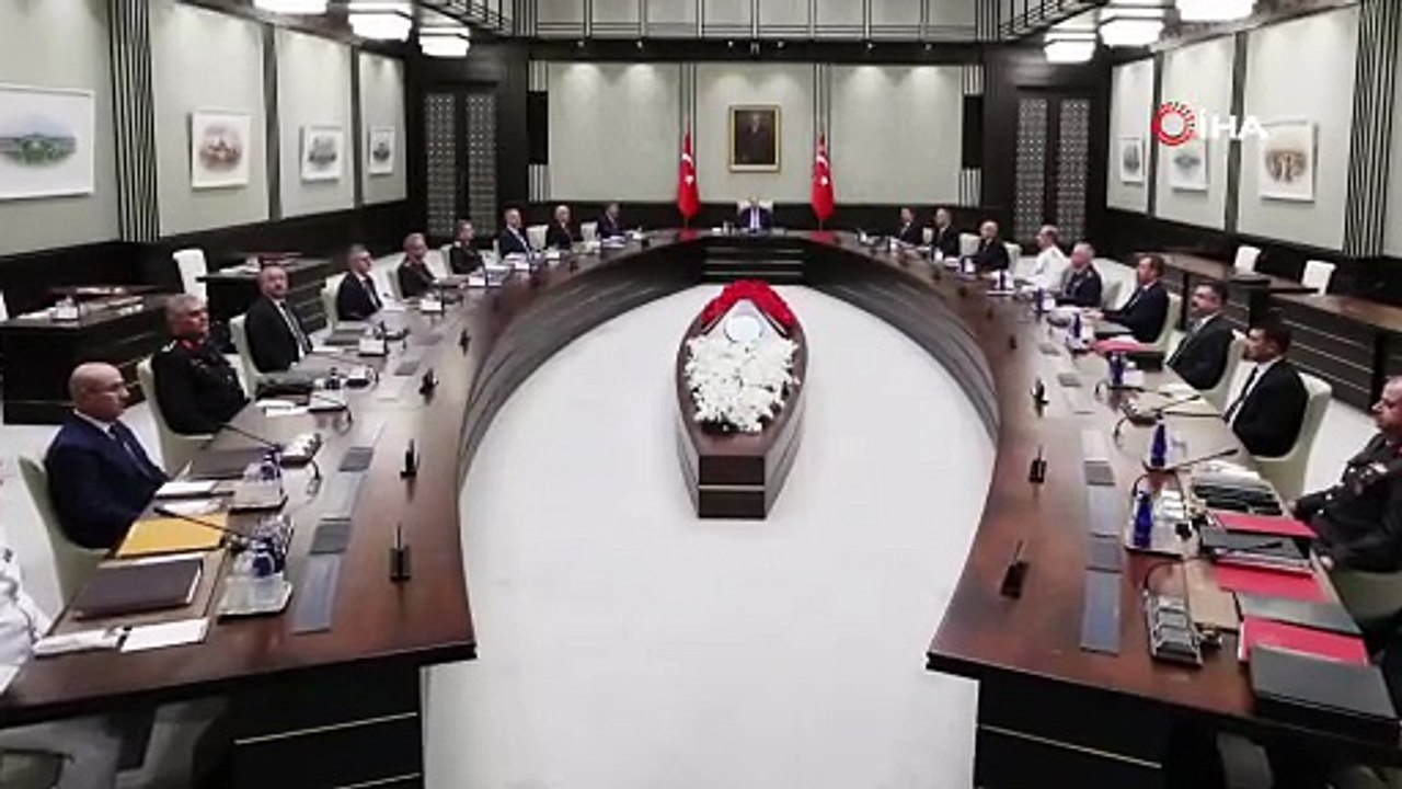 Cumhurbaşkanı Recep Tayyip Erdoğan başkanlığındaki Milli Güvenlik Kurulu (MGK), Cumhurbaşkanlığı Külliyesi’nde  toplandı