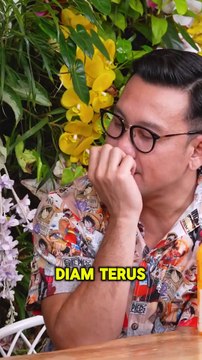 Dinda Amelia pemilik Melstore rela pura-pura keluar kota untuk mengurus toko demi untuk memergokin suaminya selingkuh