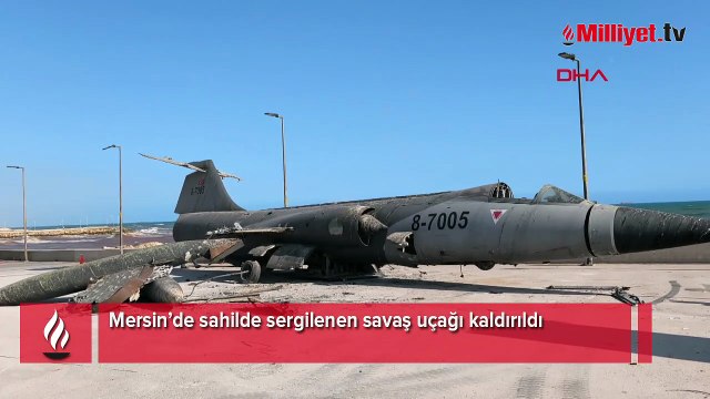 Kentin simgesi haline gelen 'uçan tabut' kaldırıldı