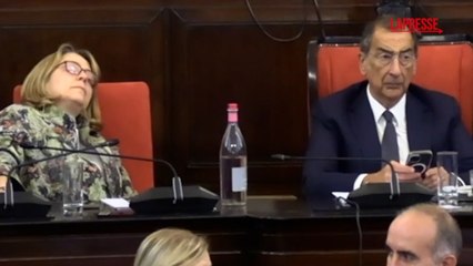 Vendita di San Siro: la delibera approvata a notte fonda e tanti consiglieri crollano (per il sonno)