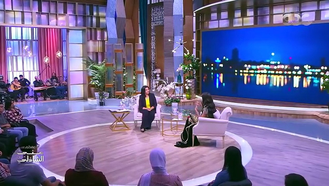 بالفيديو: دنيا بطمة تبكي على الهواء مباشرة.. وما علاقة حلا الترك؟