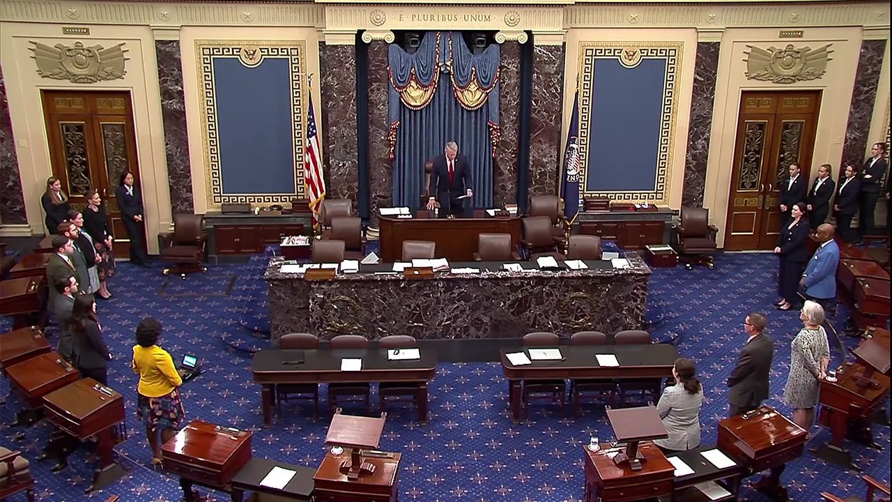 Shutdown Looms as Republicans and Democrats Cla...