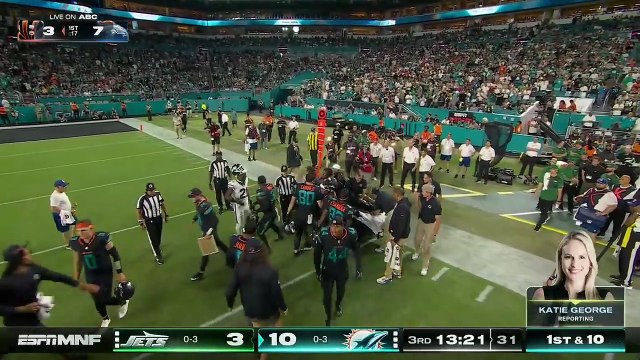 Tyreek Hill acknowledges Miami crowd while being carted off due to injury _ NFL on ESPN