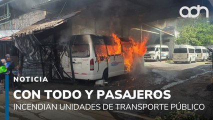 No hay ley en Guerrero. Criminales incendian unidades de transporte público con pasajeros a bordo