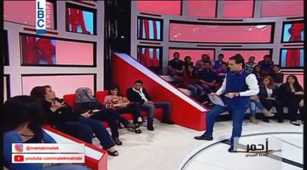 بالفيديو.. سيدة تبحث عن زوجٍ شاب مطيع مقابل المال لتجدد شبابها!