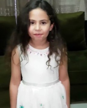 فيديو طفلة ميّ سليم تحتفل بعيد ميلاد والدتها