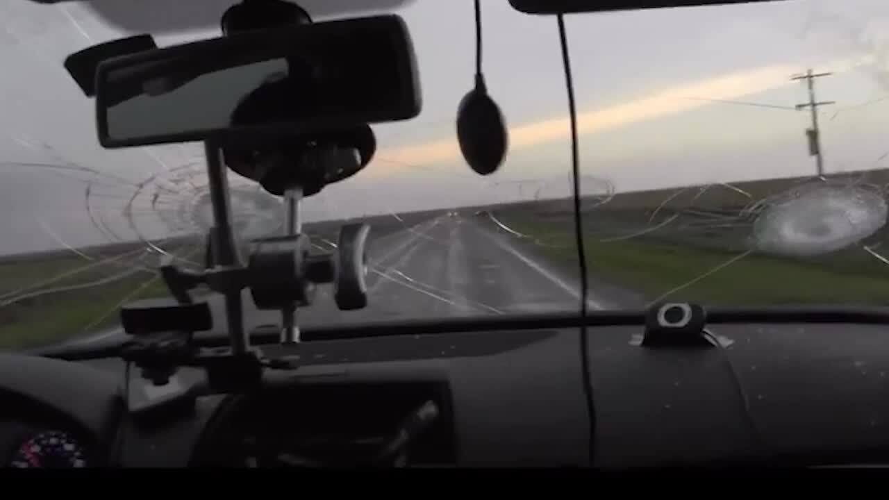 Huge Hailstones Hit Car and Break Windshield in Oklahoma, USA
