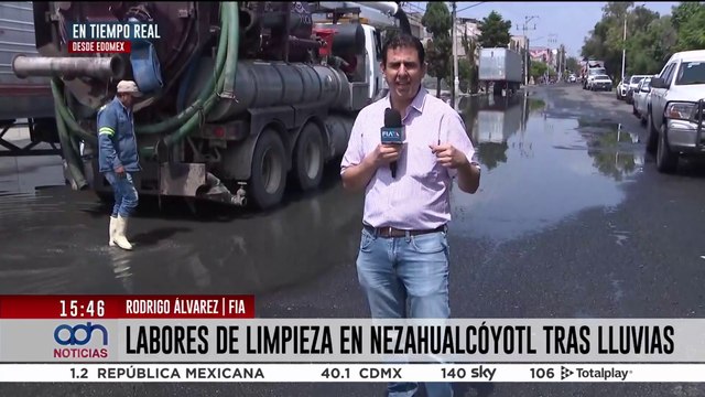 Comienzan labores de limpieza en viviendas inundadas de Nezahualcóyotl tras fuertes lluvias