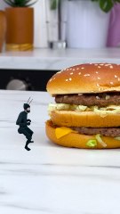 The Funniest Food Fight Ever 😂🍔 #burger #foodchallenge