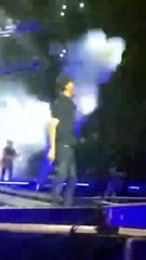 لأول مرة.. إنريكي إغلاسياس وعمرو دياب يغنّيان في السعودية!