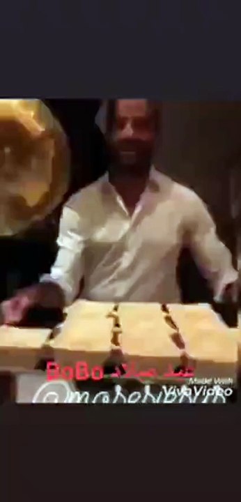 فيديو مُسرّب من عيد ميلاد عمرو دياب.. ما فعلته دينا الشربيني صادم!