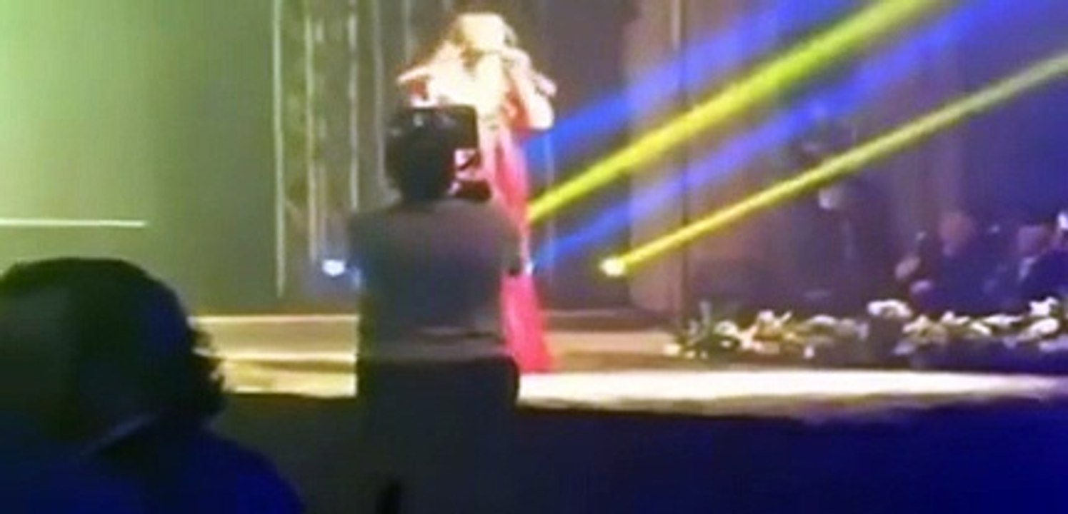 شاهدي فستان شَذَى حسّون يُعرّضها لموقف محرِج