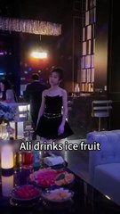 Cold CEO ignored all women, yet fell in love at first sight with plain girl staying in his hotel!