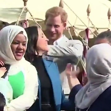 تصرّف عفوي للأمير هاري يشعل الانستغرام