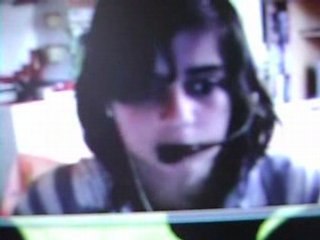 el parle toute seule, come dab