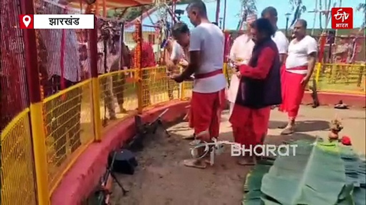 रांची में गोरखा जवानों की शस्त्र पूजा, देवी मां के उपासकों ने फायरिंग के साथ संपन्न की आराधना