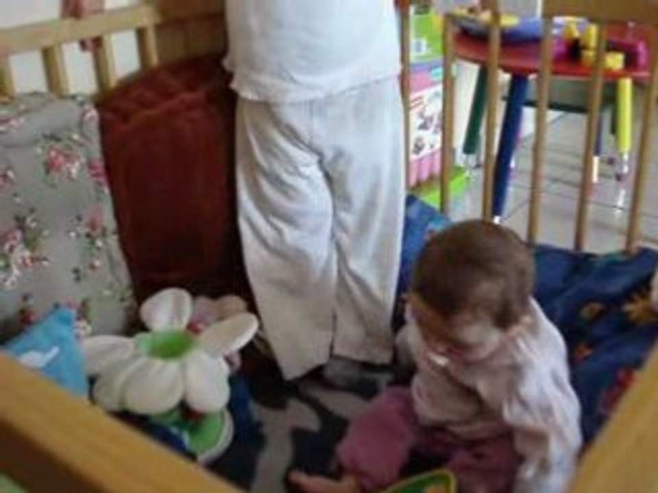 MOV00438